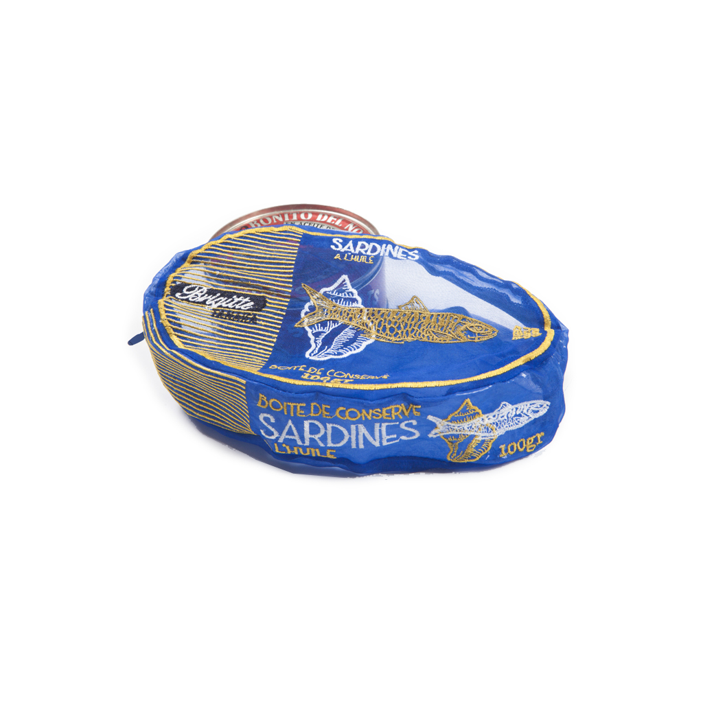 Sardines-pouch-organza-Brigitte-Tanaka